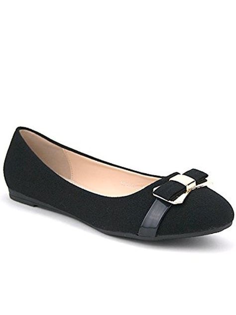 Cendriyon, Ballerine Noire Simili cuir LIKO Chaussures Femme #Ballerines #chaussures http://allurechaussure.com/cendriyon-ballerine-noire-simili-cuir-liko-chaussures-femme/ Cute Flats, Diabolik, Ballerinas, Flat Shoes, Low Heels, Ballet Flats, Shoes Flats, Kiss, Queen