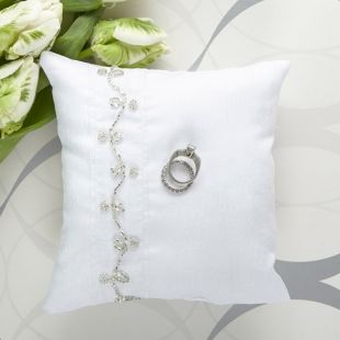 If you're looking to add a personal touch your special day, consider a DIY ring bearer pillow. Simple to make, this sweet pillow can also be passed down through the generations. Canadian Women, Wedding Ring Bearer Pillow, Diy Ring, Embroidered Throw Pillows, Ring Pillow Wedding, Ring Bearer Pillows, Ring Bearer Pillow, Custom Wedding Rings, Wedding Dress Pictures