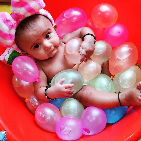 Holi Special Baby Photoshoot, Holi Baby Photoshoot Ideas, Holi Photoshoot Ideas For Babies, Holi Baby Photoshoot, Holi Ideas, Colors Photoshoot, Holi Pic, Monthly Baby Photography, Holi Photoshoot