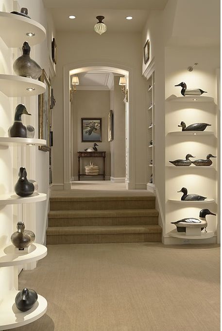 Displaying Collections: Top Tips! Learn Display Secrets top Interior Designers… Waterfowl Decor, Display Collections, Duck Decor, Trophy Rooms, Hunting Decor, Collection Display, Duck Decoys, Wood Ducks, Home Libraries