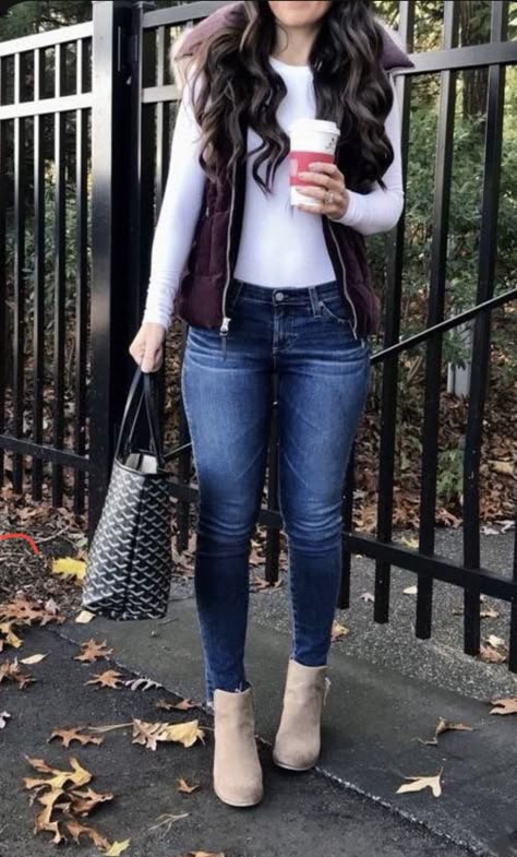 Winter Fashion Outfits Dressy Classy Over 40, Midsize Style Business Casual, Sunday Shopping Outfit, Casual Holiday Outfits, Outfit Botas, Casual Work Outfits, Casual Winter Outfits, Fall Fashion Outfits, Casual Fall Outfits