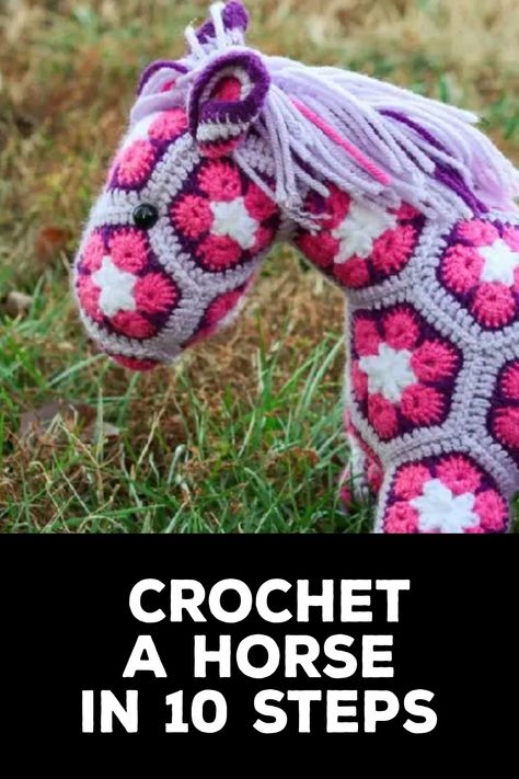 How to Crochet a Horse Horse Granny Square, Mini Horse Crochet Pattern Free, Free Horse Crochet Pattern, Horse Crochet Pattern Free, Crochet Horse Pattern Free, Horse Crochet, Crochet Horse, Fur Texture, Diy Gifts For Mom