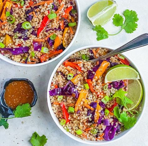 Vegan Thai Quinoa Salad Cooking With Sesame Oil, Quinoa Spinach Salad, Lemon Quinoa, Buttered Cabbage, Vegan Burrito, Vegan Buddha Bowl, Strawberry Spinach, Marinated Tofu, Quinoa Salad Recipes