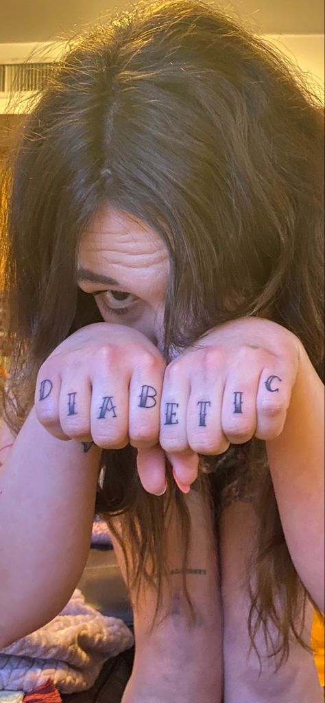 tattoo
diabetes Funny Knuckle Tattoos, Knuckle Tattoos Words, Knuckles Tattoo, Knuckle Tattoo, Stick Poke, Fall Baddie, Knuckle Tattoos, Wink Wink, Weird Tattoos