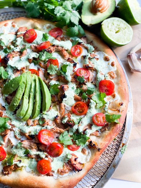 Carnitas Pizza, Pizza Bites, Dessert Pizza, Sliced Tomato, Pizza Stone, Cat Recipes, My Mouth, Pizza Toppings, Tex Mex