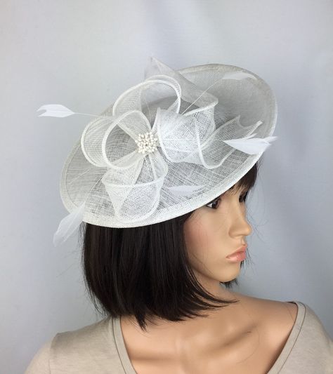 White Fascinator Wedding, Royal Blue Fascinator, Ascot Ladies Day, Navy Fascinator, Ivory Fascinator, White Fascinator, Green Fascinator, Occasion Hair, Red Fascinator