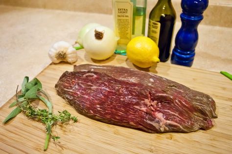 Beef Shoulder Steak Recipes, Cross Rib Steak, Beef Shoulder Steak, Shoulder Steak Recipes, Steak On The Stove, Beef Shoulder, Cross Rib Roast, Skillet Steak, Swiss Recipes