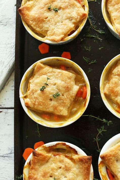 White Bean & Thyme VEGAN Pot Pies in just 10 ingredients! Savory, flaky, comforting #vegan #potpie #dinner #healthy #comfortfood Savory Puff Pastry Recipes, Puff Pastry Recipes Savory, Savory Puff Pastry, Vegan Pot Pies, Autumn Kitchen, Fall Vegan Recipes, Meat Pies, Vegan Thanksgiving Recipes, Cooking Easy