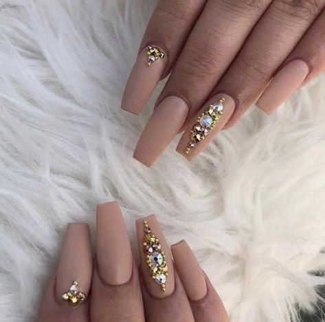 Metallic Blue Nails, Holidays Nails, Classic Nail Designs, Gucci Nails, Creative Nail Art, Nails Shape, White Coffin Nails, Encapsulated Nails, Tropical Nails