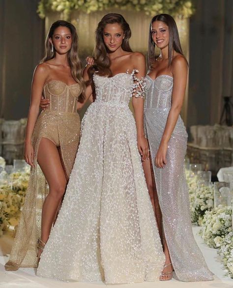 BERTA on Instagram: “All #BERTA everything �❤️ @neta_alchimister in #BertaBridal and her stunning sisters in #BertaEvening 🖤” Brides Sister Dress, Bride Sister Dress, Sister Of The Bride Dress, Sister Wedding Dress, Strapless Dress Hairstyles, Brides Sister, Sister Of The Bride, Berta Wedding Dress, Berta Bridal