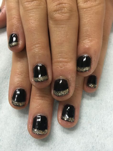 Black and Gold Glitter French gel nails Black And Gold Gel Nails Short, French Gel Nails, Gold Gel Nails, Black Gold Nails, Art Water, Popular Nails, Pink Spring, Dipped Nails, Stick On Nails