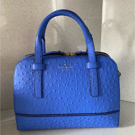 Color: Lake Blue Hardware: Gold 11.5in Wide X 8.5in High X 4.5in Deep 18-22in Strap Drop Never Used. Excellent Condition. Introducing The Stylish And Versatile Kate Spade Riverside Street Small Felix Satchel. This Medium-Sized Satchel Features A Beautiful Lake Blue Exterior Made Of Exotic Ostrich Leather And Gold Hardware Accents. The Bag Has A Unique Dome Shape And A Zipper Closure To Keep Your Belongings Secure. The Satchel Comes With Double Handles And A Cross-Body Strap That Can Be Adjusted Blue Exterior, Kate Spade Satchel, Cell Phone Holster, Phone Holster, Ostrich Leather, Walker Boots, Winter 2024, Fit N Flare Dress, Kate Spade Bag