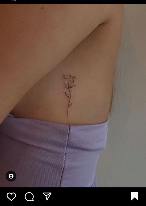 Small Flower Tattoos Rib Cage, Rib Tatoos Woman, Baddie Tats Side Rib, Rib Tattoos For Women Words, Lillie Tattoo, Rippen Tattoo Frau, Tattoo Sexuality, Tattoo Side Rib, Side Rib Tattoos Women