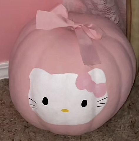 Halloween Room Decor Pink, Coquette Halloween Aesthetic, Coquette Halloween Decor, Pink Fall Aesthetic, Girly Autumn, Kitty Pumpkin, Hello Kitty Pumpkin, Fall Feeling, Pink Autumn