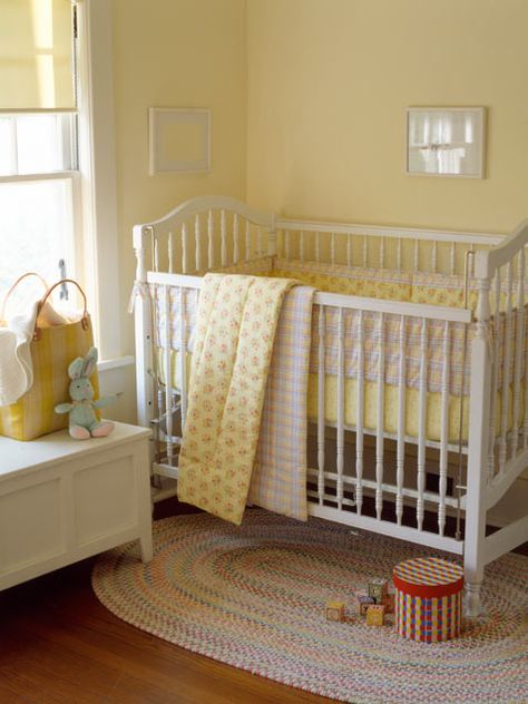 The love of the colour yellow AND baby things... perfect! Yellow Baby Room, Newborn Crib, Baby Nursery Themes, Yellow Nursery, Girl Nursery Room, Yellow Room, Yellow Baby, Baby Room Design, In The Corner