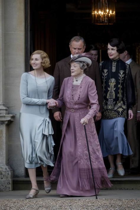 Downtown Abbey Fashion, Downton Abbey Costumes, Downton Abbey Movie, Downton Abbey Dresses, Laura Carmichael, Elizabeth Mcgovern, Jessica Brown Findlay, Dowager Countess, 1920s Dresses