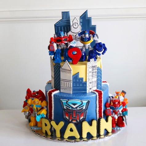 Transformers cake Birthday Cake Transformers, Transformer Birthday Cake, Rescue Bots Cake, Optimus Prime Cake, Transformers Birthday Cake, Rescue Bots Party, Dino Birthday Cake, Robot Cake, Transformers Cake