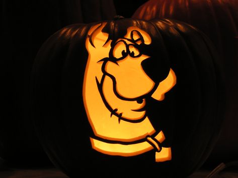 Scooby Doo Pumpkin, Scooby Doo Halloween, Creative Pumpkin Carving, Amazing Pumpkin Carving, Scary Pumpkin Carving, Pumpkin Carving Ideas, Pumpkin Carvings, Halloween Pumpkin Designs, Pumpkin Carving Patterns