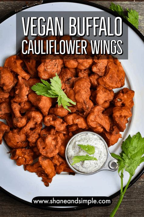 Healthy Buffalo Cauliflower, Baked Buffalo Cauliflower Bites, Blue Cheese Dressing Recipe, Buffalo Cauliflower Recipes, Baked Buffalo Cauliflower, Vegan Buffalo Cauliflower, Crispy Cauliflower, Wings Recipe Buffalo, Cauliflower Buffalo Wings