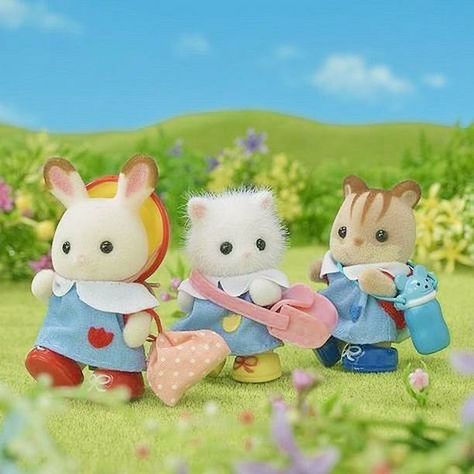 Cute Sylvanian Families, Critters 3, Calico Critters Families, Sylvanian Family, Calico Critters, Sylvanian Families, 영감을 주는 캐릭터, Cute Toys, Cute Dolls