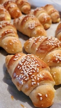 Serbian Dinner Recipes, Kifle Recipe, Serbian Cookies, Croissant Rolls, Serbian Christmas, Bday Food, Croation Recipes, Croatia Food, Savory Appetizers