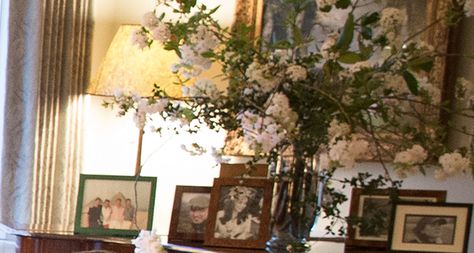 Did You Notice These 11 Things in Kate and Will's Apartment? Kensington Palace Apartments, Decorating Styles Quiz, Cambridge Family, Princess Katherine, English Decor, Elegant Interior Design, Catherine The Great, Middleton Style, Royal Residence