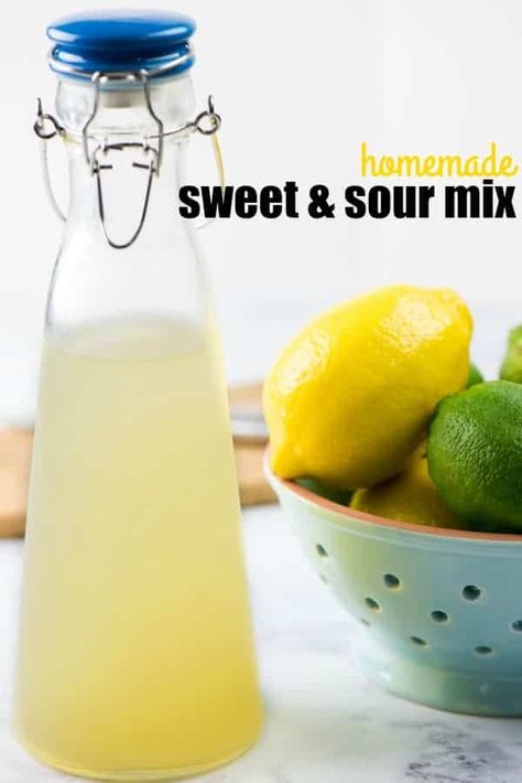 Homemade Sweet and Sour Mix - Cocktail Recipe - Real Housemoms Sweet And Sour Mix Recipe, Homemade Sweet And Sour Mix, Homemade Sour Mix, Sour Drink, Fall Eats, Easy Juice Recipes, Party Drinks Alcohol, Sour Foods, Sour Mix