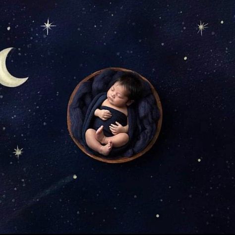 Night sky digital backgrounds for Newborn photography First Birthday Photography, Sky Digital, Newborn Photography Boy, Background Space, Watercolor Ocean, Birthday Photography, Moon Photography, Watercolor Rainbow, Newborn Shoot