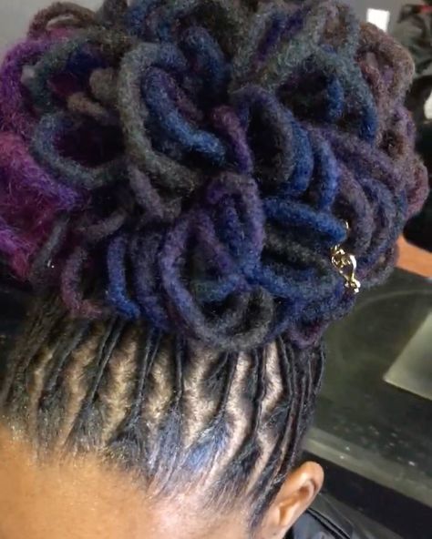 Sherelle Holder on Instagram: “Gorgeous Loc petal bun 💚💚 KARIBBEAN KINKS NATURAL HAIR PRODUCTS, available for purchase at the salon or online at www.karibbeankinks.com.…” Dreadlock Petal Bun, Petal Bun Locs, Loc Petal Bun, Girl Locs, Dread Styles, 22 Birthday, Flower Bun, Loc Inspiration, Big Box Braids