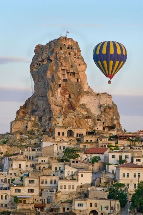 How To Get From Istanbul To Cappadocia - Flights, Bus, Car And Tours Cappadocia Hotel, Cappadocia Hot Air Balloon, Dreamy Destinations, Turkey Travel Guide, Chateau Hotel, Cave Hotel, Best Travel Destinations, Istanbul City, Cappadocia Turkey