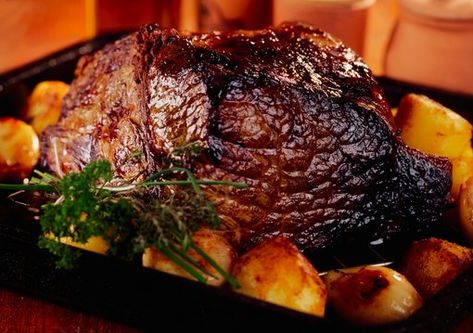 Bottom Round Roast Oven, Round Roast Recipes, Cooking A Rump Roast, Bottom Round Roast Recipes, Bottom Round Roast, Venison Roast, Chuck Roast Recipes, Beef Round, Cooking A Roast