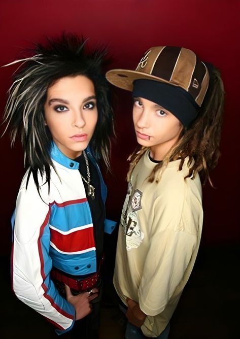 Kaulitz Twins, Bill Kaulitz, Icon Icon, Tom Kaulitz, Tokio Hotel, Twins, Hotel, Wall