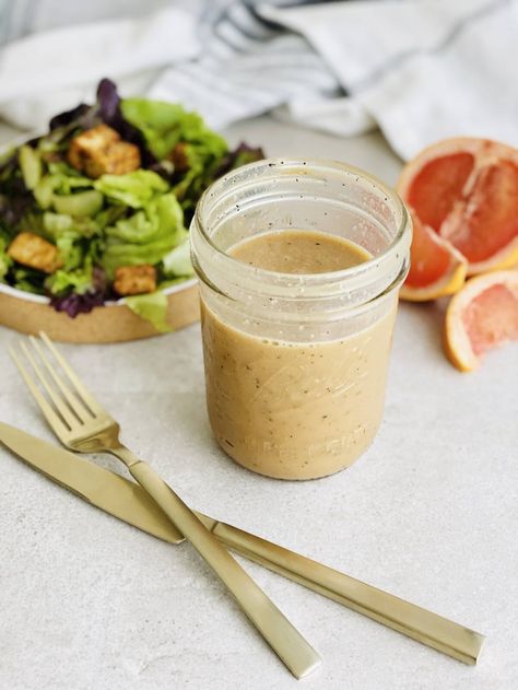 Simple Honey Mustard Grapefruit Dressing - Oil-Free - THE VGN WAY Dressing Vinaigrette, Gluten Free Dressing, Oil Free Salad Dressing, Vegan Honey, Honey Vinaigrette, Grapefruit Salad, Honey Dressing, Oil Free Vegan Recipes, Creamy Salad Dressing