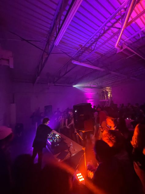 Rave Warehouse, Warehouse Rave, Underground Aesthetic, Warehouse Party, Edm Rave, Uni Life, 2024 Vision, Mood Boards, Berlin