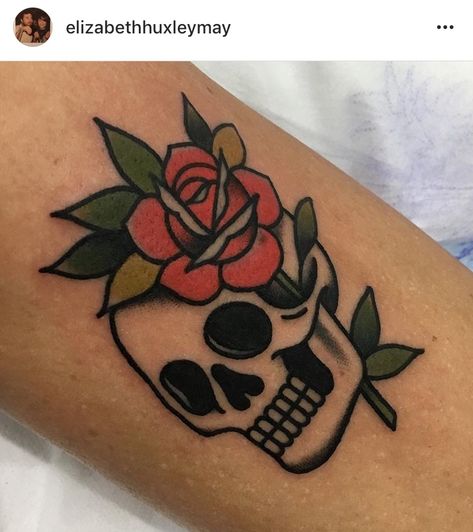 Traditonal Tattoo, Skull Rose Tattoos, Tattoo Catalog, Tattoo Apprenticeship, Traditional Tattoo Art, Rose Tattoo Design, Tattoo Models, Rose Tattoos, Rose Tattoo