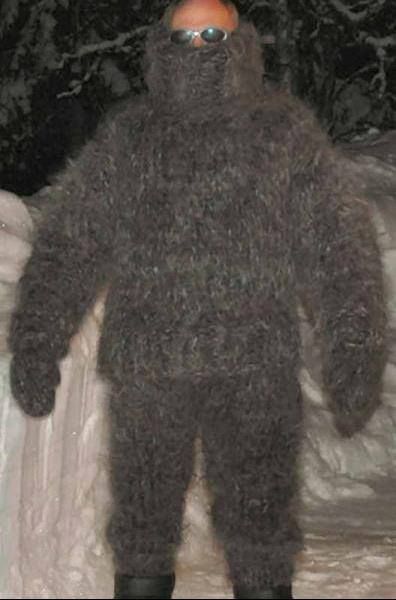 Great thick and fuzzy mohair suit!!! Cozy Oversized Mohair Outerwear, Fuzzy Mohair Sweater Men, Mohair Suit, Brushed Mohair, Angora Sweater Fluffy, Cozy Mohair One-size Cardigan, Fur Coat, Wool, Pins