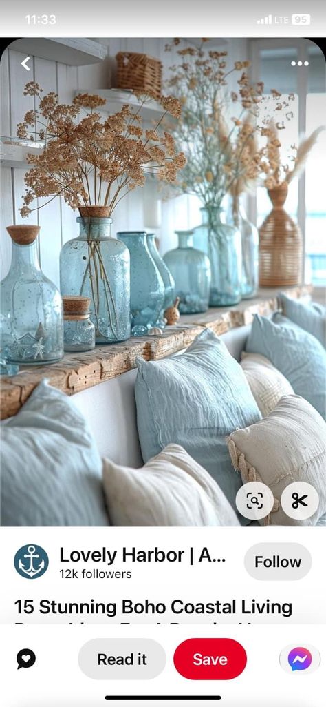 Studio Cottage Interior, Beach Themed Office, Beach Hut Interior, Coastal Home Ideas, Rustic Beach House, Shabby Chic Beach, Condo Interior Design, Long House, Cottage Chic Decor