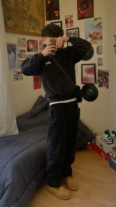 Baggy Black Outfit, Sneakers Jeans Outfit, Stussy Hoodie Outfit, Hoodie Outfit Men Streetwear, Baggy Style Men, Stussy Timberland, Stussy Outfit, Black Hoodie Outfit, Streetwear Outfit Men