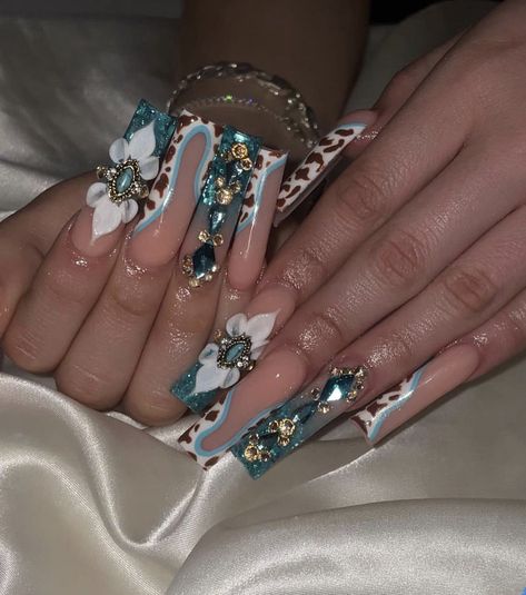 follow sim 🖤 for more Vaquera Nails, 3d Flower Nails Acrylics, Mexican Themed Nails Acrylic, 2023 Nails Ideas, Rodeo Nails, Cowboy Nails, Beach Nail Art, Beach Nail, 2023 Nails