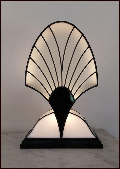 Art Deco Products, Art Deco Stained Glass Lamp, Art Deco Lamps Table, Art Deco Lamp Shades, Art Deco Theater, Lamps Art Deco, Art Deco Floor, Art Deco Stained Glass, Art Deco Color