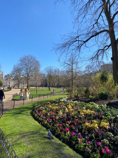 Travel, England, london, parks London Park Aesthetic, St James Park London, Aesthetic London, London Girl, St James Park, London Vibes, London Dreams, London Living, London Boy