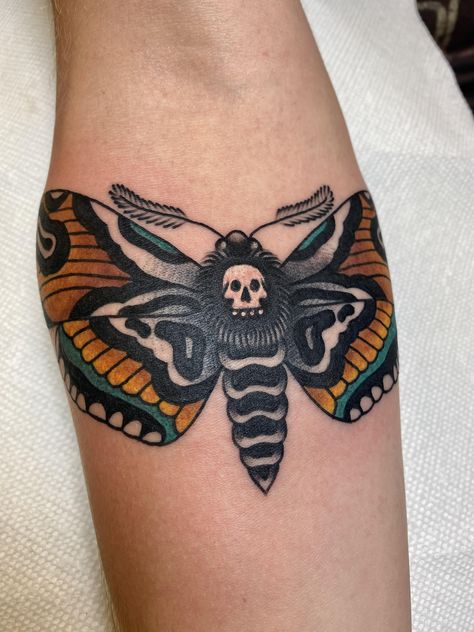 Deaths Head Hawkmoth Tattoo, Connecticut Tattoo, Hawkmoth Tattoo, Deathshead Hawkmoth, Poe Tattoo, Ryan Miller, Deaths Head, Prison Tattoos, R Tattoo