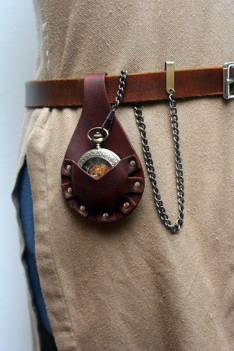 Steampunk Leather Pocket Watch Holster by Versalla on Etsy Moda Steampunk, Mode Steampunk, Steampunk Leather, Fair Outfits, Style Steampunk, Steampunk Accessories, Leather Pocket, Steampunk Costume, Steampunk Clothing