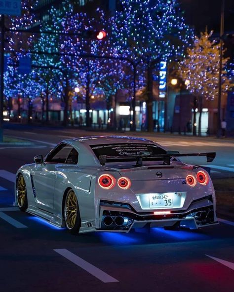 Cars Pfp, Gta 5 Online Cars, Pfp Purple, Nissan Skyline R35, Bmw Audi Mercedes, Modded Cars, Nissan Gtr Nismo, Mercedes Mclaren, Nissan Gtr Wallpapers