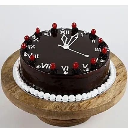 Cakes For New Year, Cake Clock, New Year Cake Designs, New Year Cakes, New Year Cake, New Year's Desserts, Chocolate Cake Designs, Holiday Cake, Cake Kids