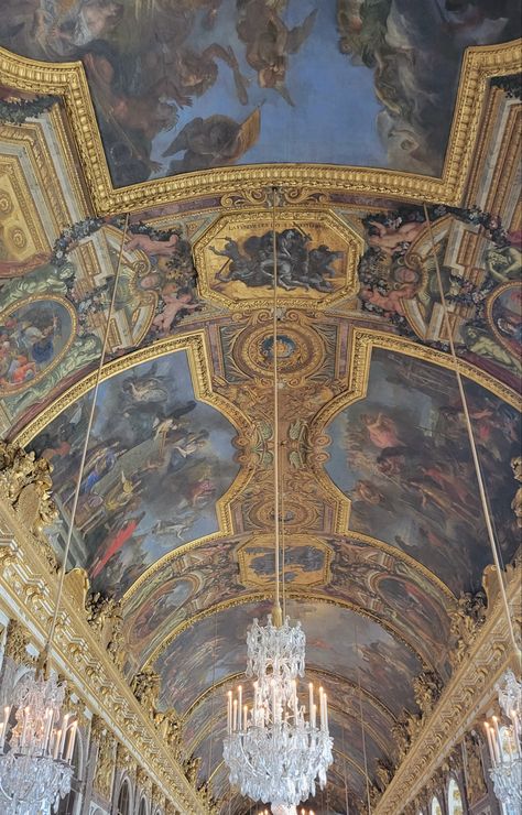 Palace of Versailles ceiling mural Palace Of Versailles Interior, Versailles Ceiling, Palace Ceiling, Theater Ceiling, Ceiling Mural, Sky Ceiling, Ceiling Painting, Ceiling Murals, Palace Of Versailles