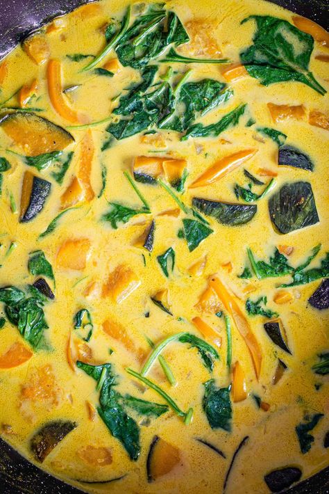 Kabocha Squash Coconut Curry - Simple To Spice • Tasty Thrifty Timely Kabocha Recipes Japanese, Kabocha Squash Recipe Soups, Green Kabocha Squash Recipe, Kabocha Squash Curry, Red Kuri Squash Recipe, Calabash Recipes, Koginut Squash Recipes, Kobucha Squash Recipes, Japanese Kabocha Recipe