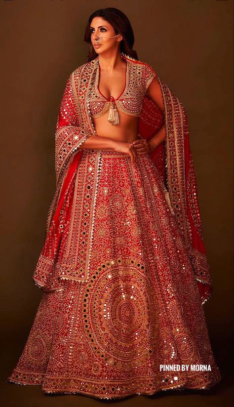 Abu Jani Sandeep Khosla - India 🇮🇳 Nita Mukesh Ambani Cultural Centre, Abu Jani And Sandeep Khosla, Shweta Bachchan, Mirror Lehenga, Orange Lehenga, Mukesh Ambani, Mirror Work Lehenga, Bridal Lehenga Designs, Wedding Lehenga Designs