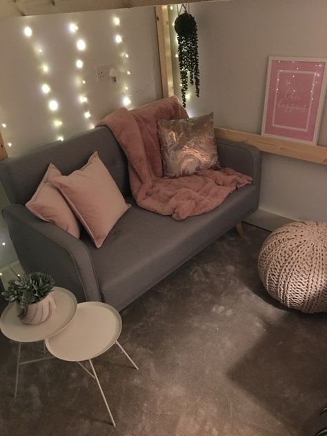 Teen Tv Bedroom, Small Chill Area In Bedroom, Room Couches Ideas Bedrooms, Small Basement Hangout Room, Hangout Spot In Bedroom, Couch For Teenage Bedroom, Teenage Lounge Room Ideas, Small Closet Hangout Ideas, Mini Couches For Bedrooms Aesthetic