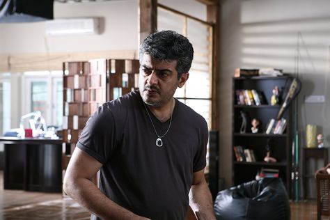 Ajith Kumar in Mankatha (2011) Mankatha Ajith, Ajith Images, Iron Man Vs Captain America, Harris Jayaraj, Indian Bollywood Actors, Ajith Kumar, Enfield Himalayan, Food Drink Photography, Alan Walker